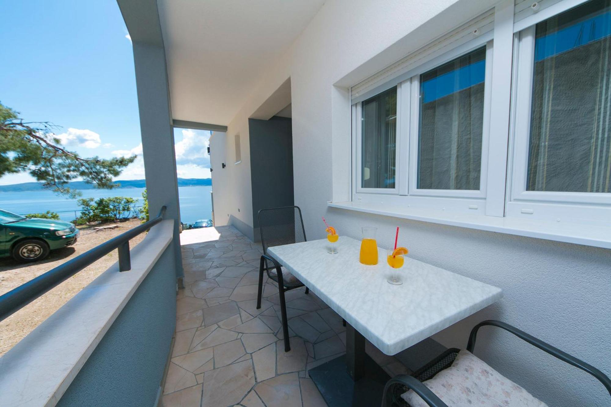 Apartments Vila Nadalina Delux Brela Exterior photo