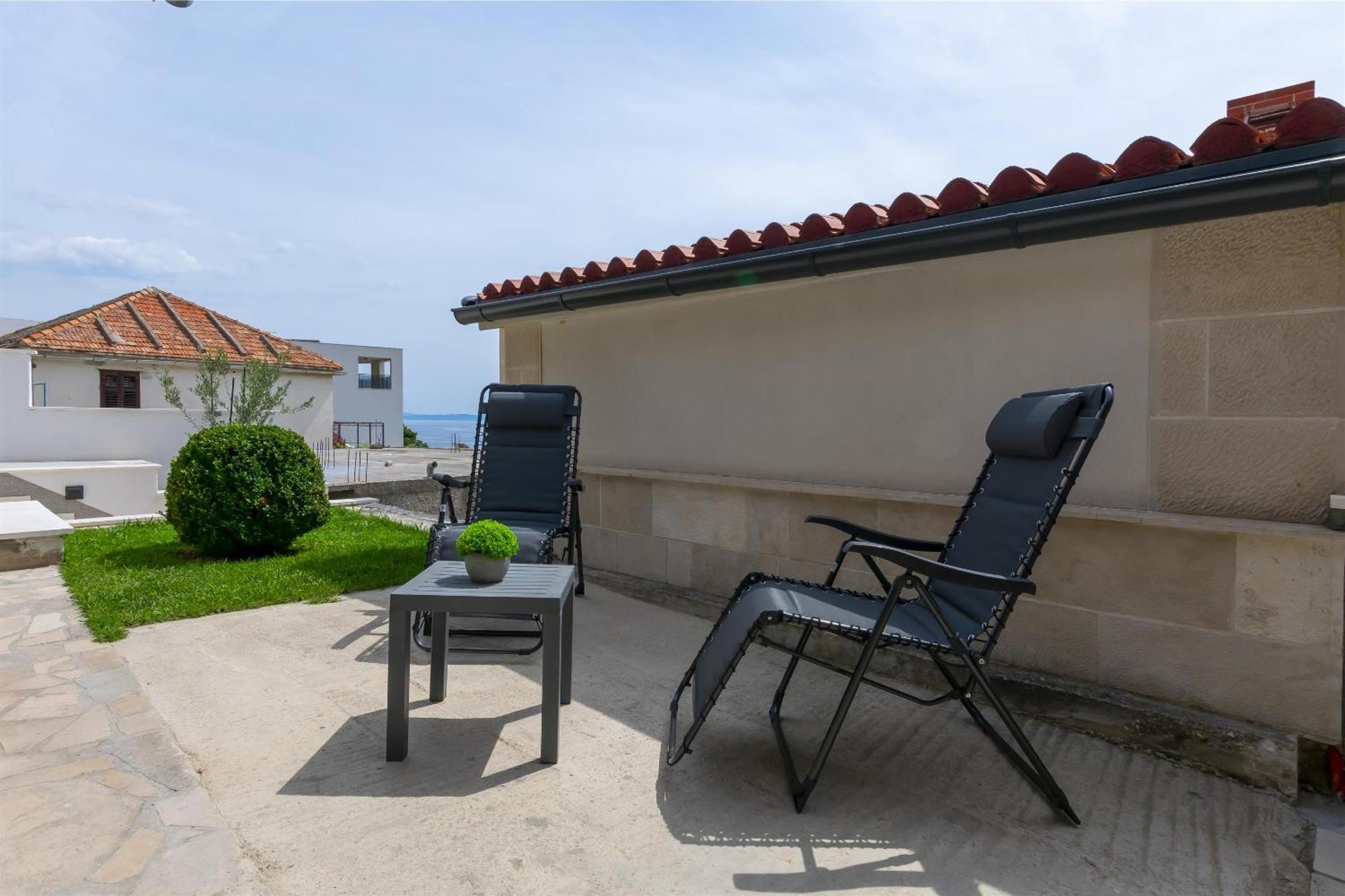 Apartments Vila Nadalina Delux Brela Exterior photo