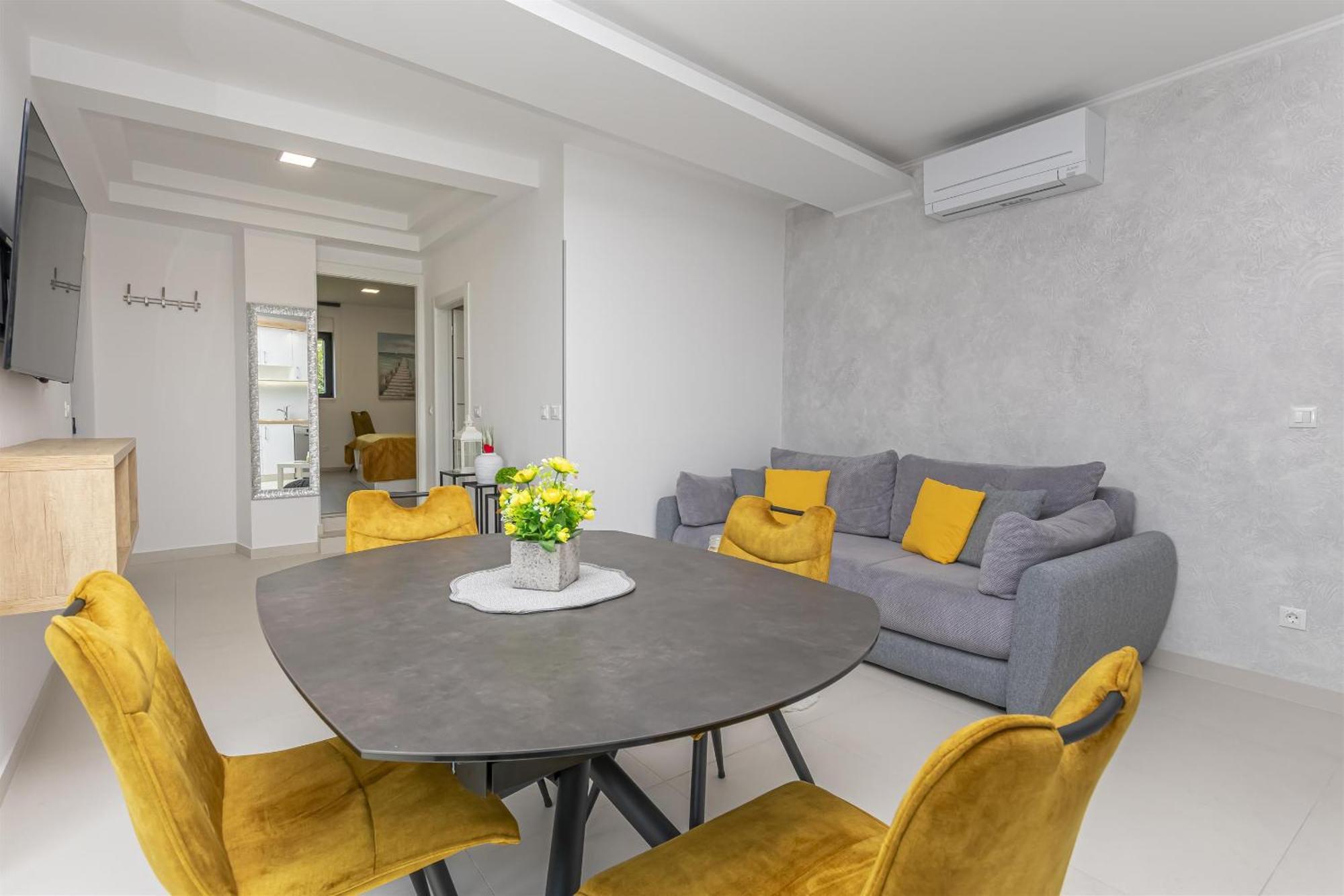Apartments Vila Nadalina Delux Brela Exterior photo
