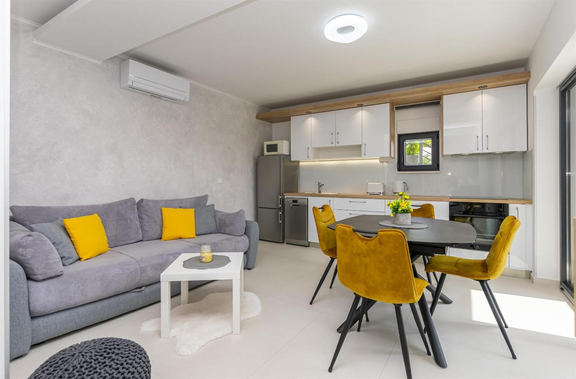 Apartments Vila Nadalina Delux Brela Exterior photo